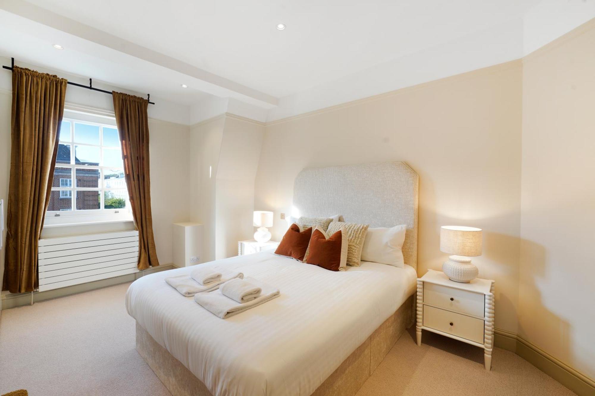 Spacious And Modern 4 Beds Home In Kensington Londra Dış mekan fotoğraf